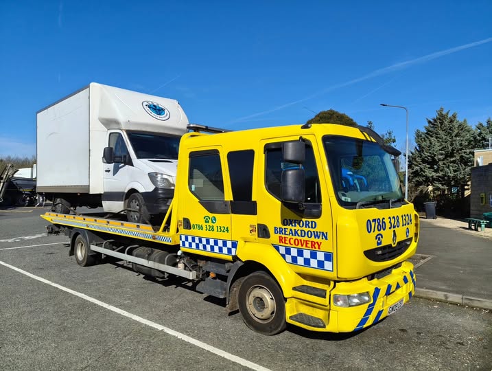 Oxford Breakdown Recovery van towing bicester Abingdon europe